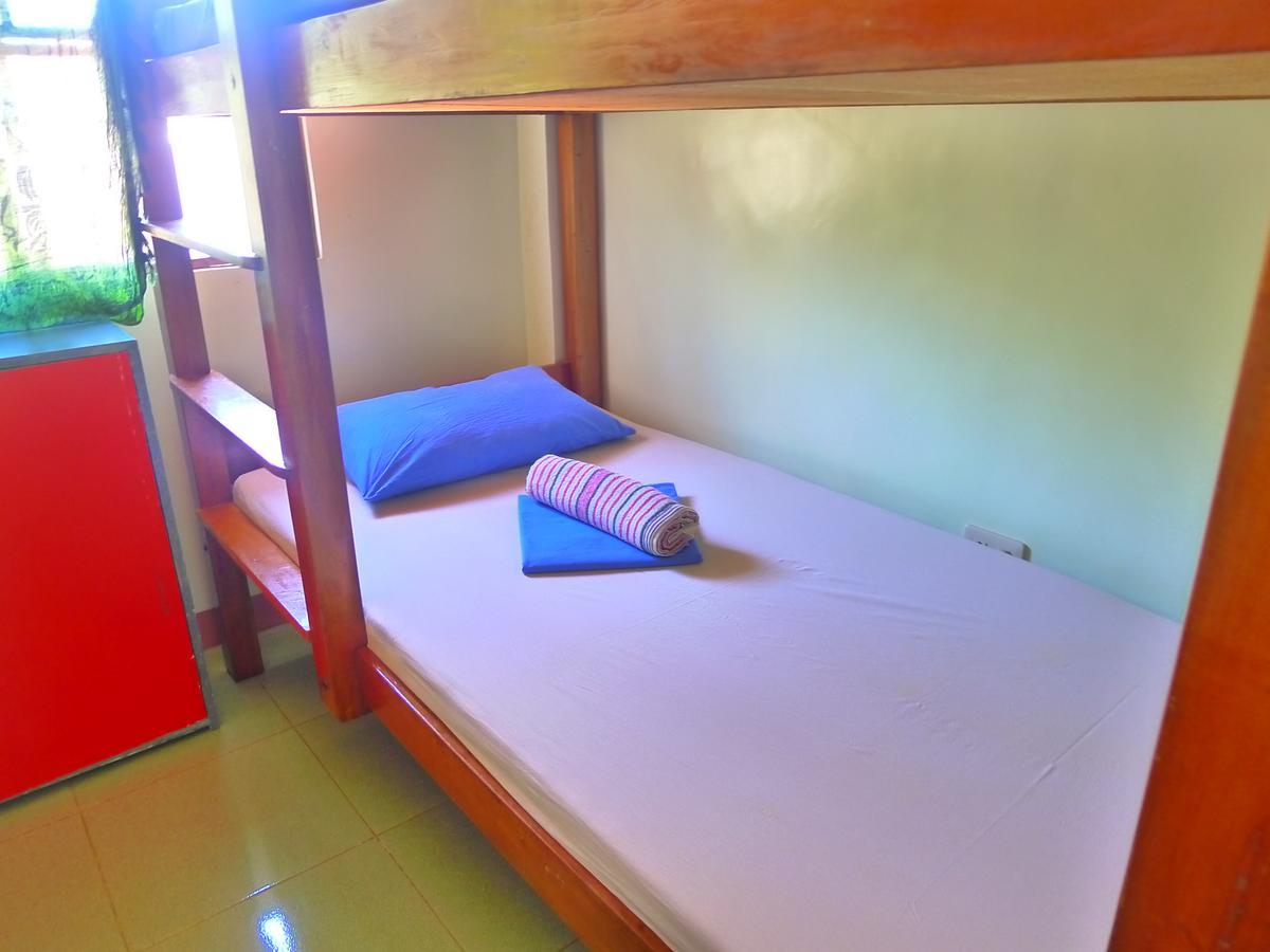 Treffpunkt 5300 Hostel Puerto Princesa Dış mekan fotoğraf