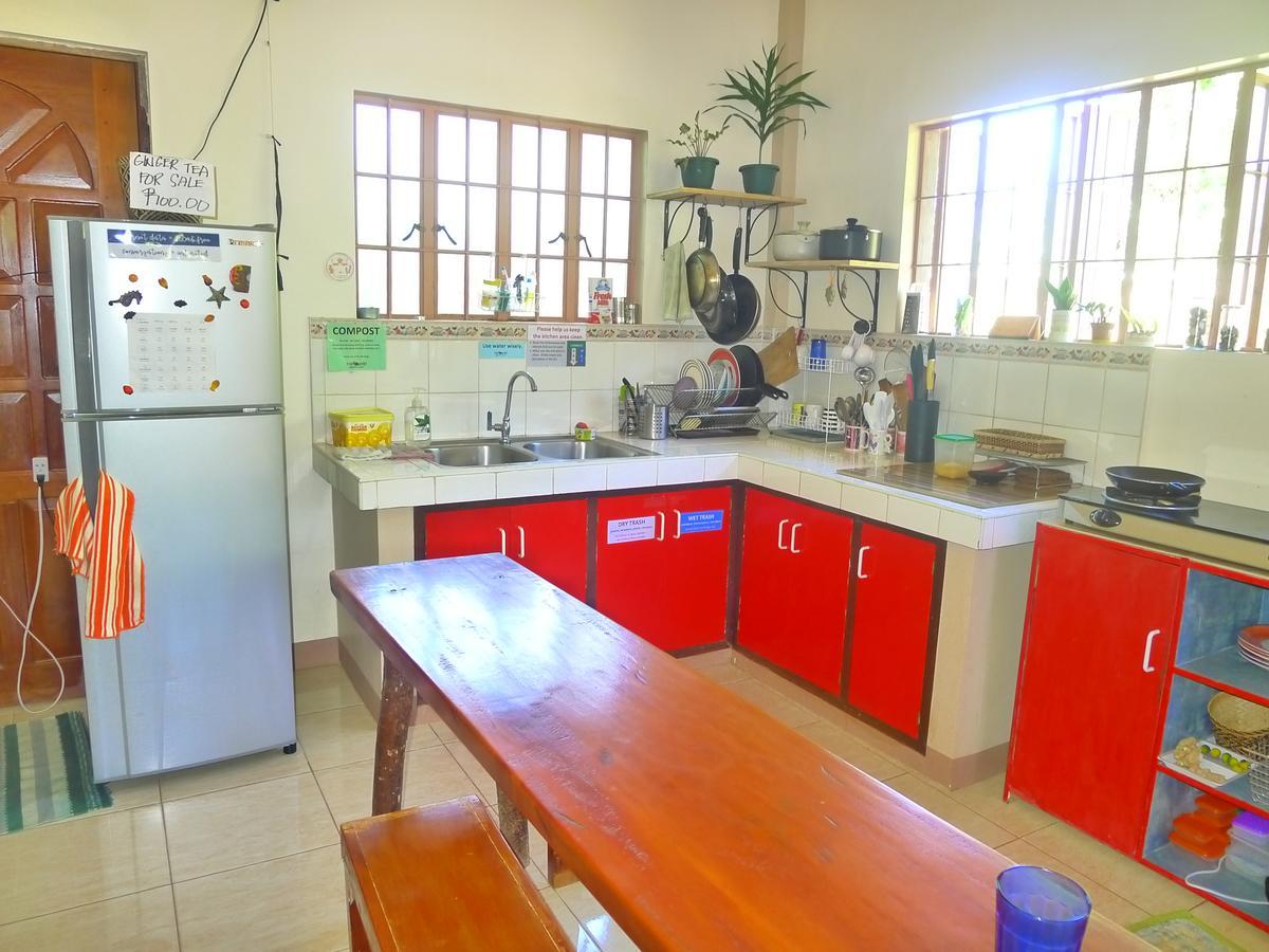 Treffpunkt 5300 Hostel Puerto Princesa Dış mekan fotoğraf