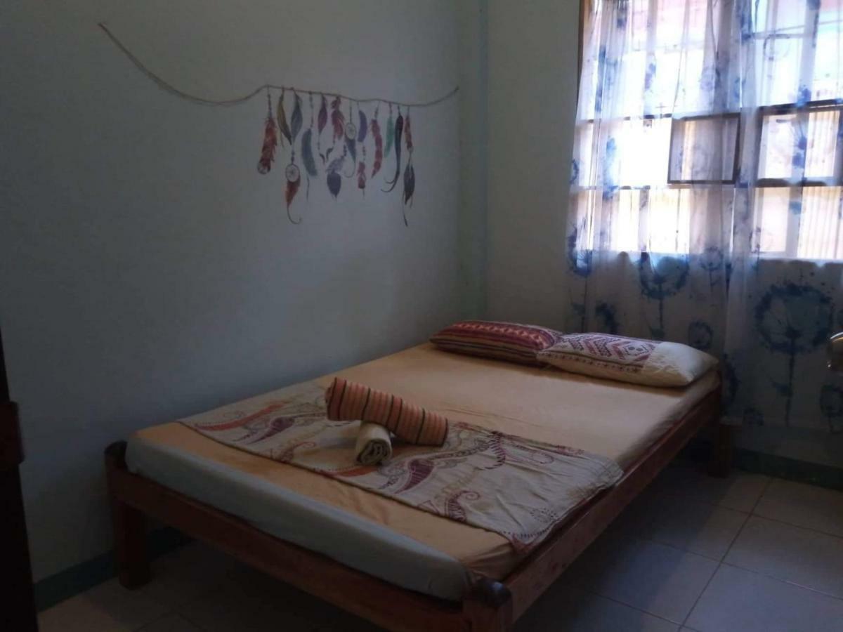 Treffpunkt 5300 Hostel Puerto Princesa Dış mekan fotoğraf